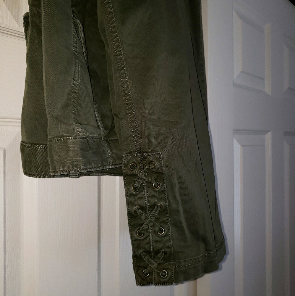 Gap Girlfriend Chinos wLaced Bottoms